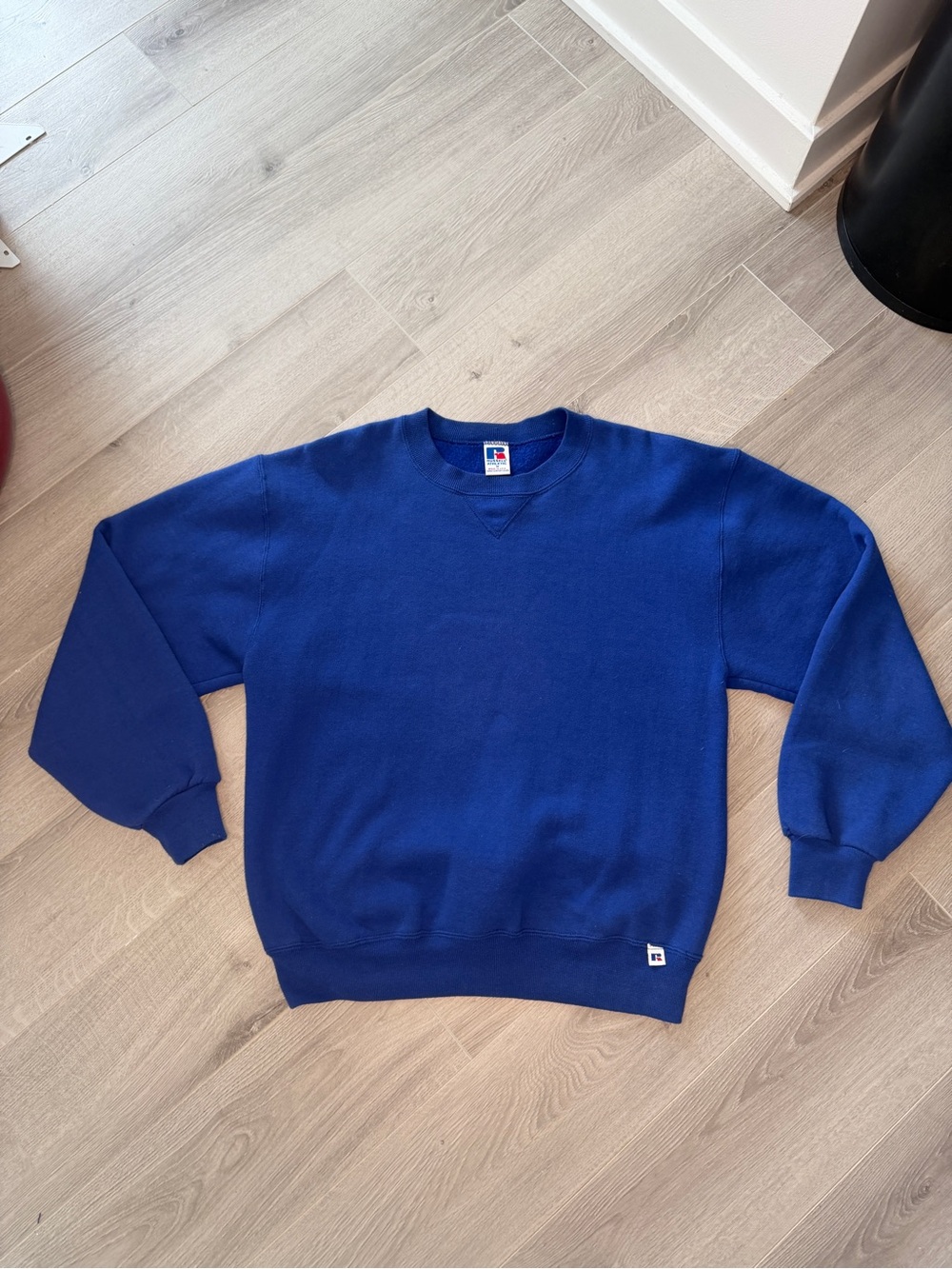 Vintage Russell Athletic Made in USA Blank Crewneck Sweatshirt Blue M